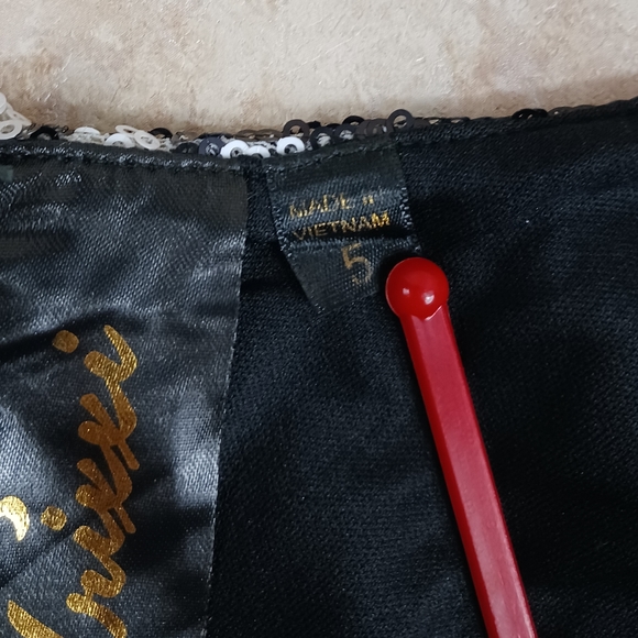 TRIXXI Sequined Dress w/ Halter Neck & Keyhole Back Size 5 - Picture 5 of 7